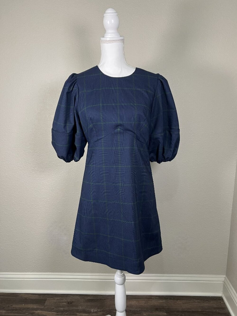 Corey Lynn Calter Puff-Sleeve Open Back Navy Plaid Mini Dress NWT Size Medium